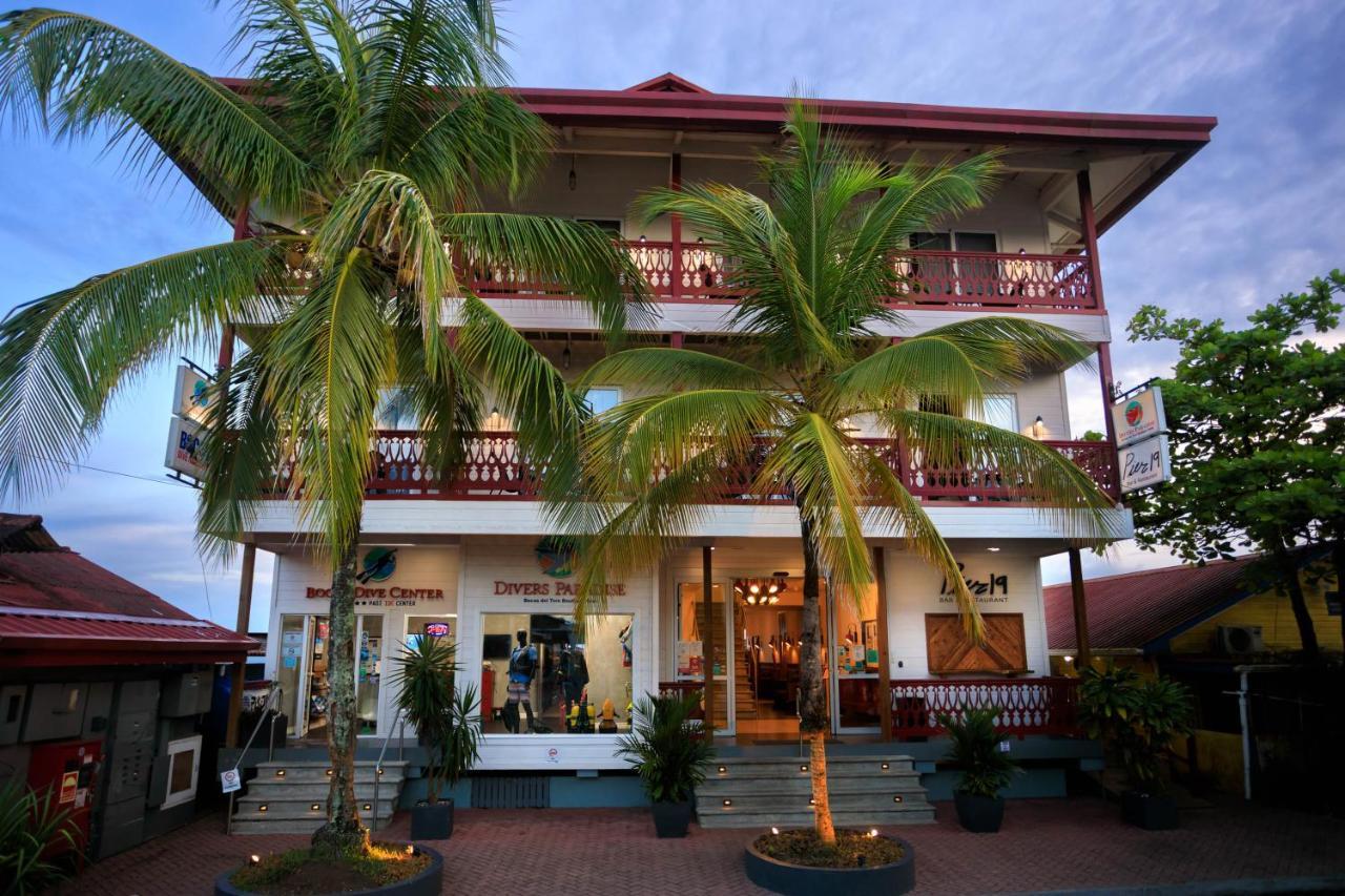 Divers Paradise Boutique Hotel ボカス・タウン エクステリア 写真