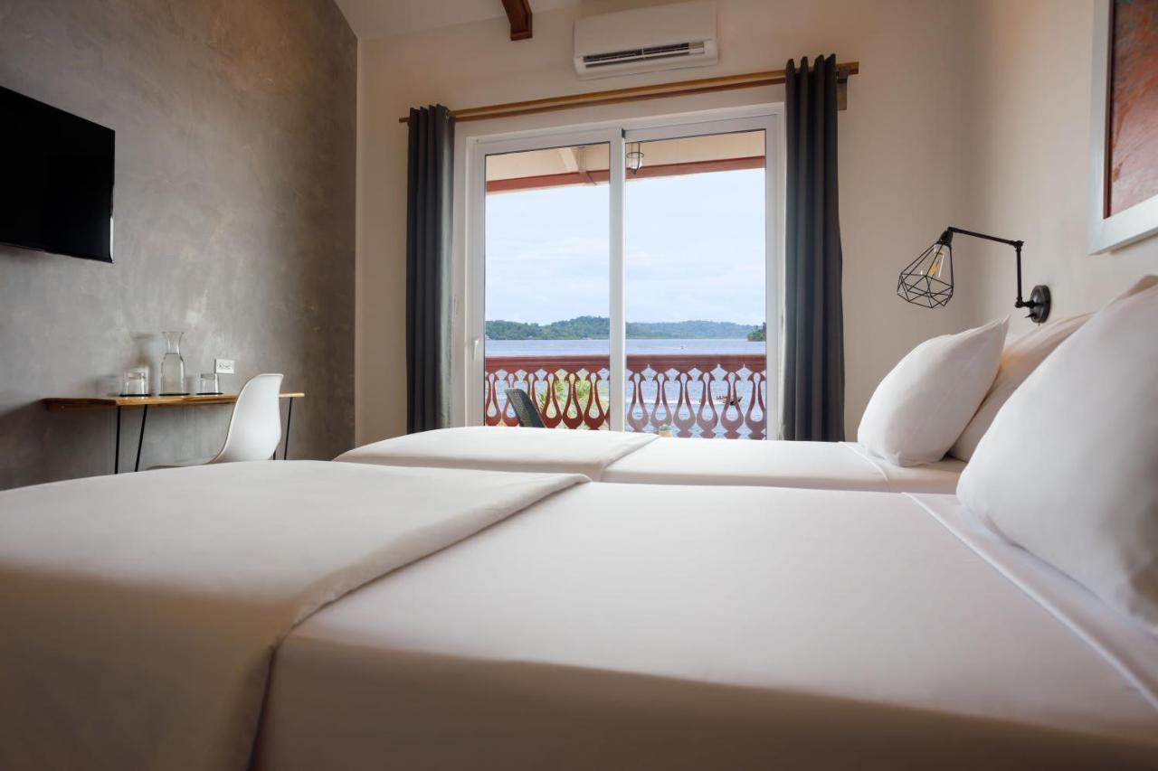 Divers Paradise Boutique Hotel ボカス・タウン エクステリア 写真